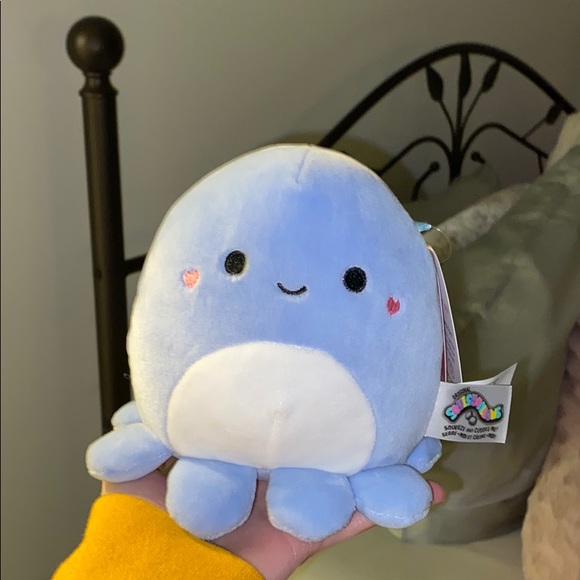 violet heart cheeks squishmallow